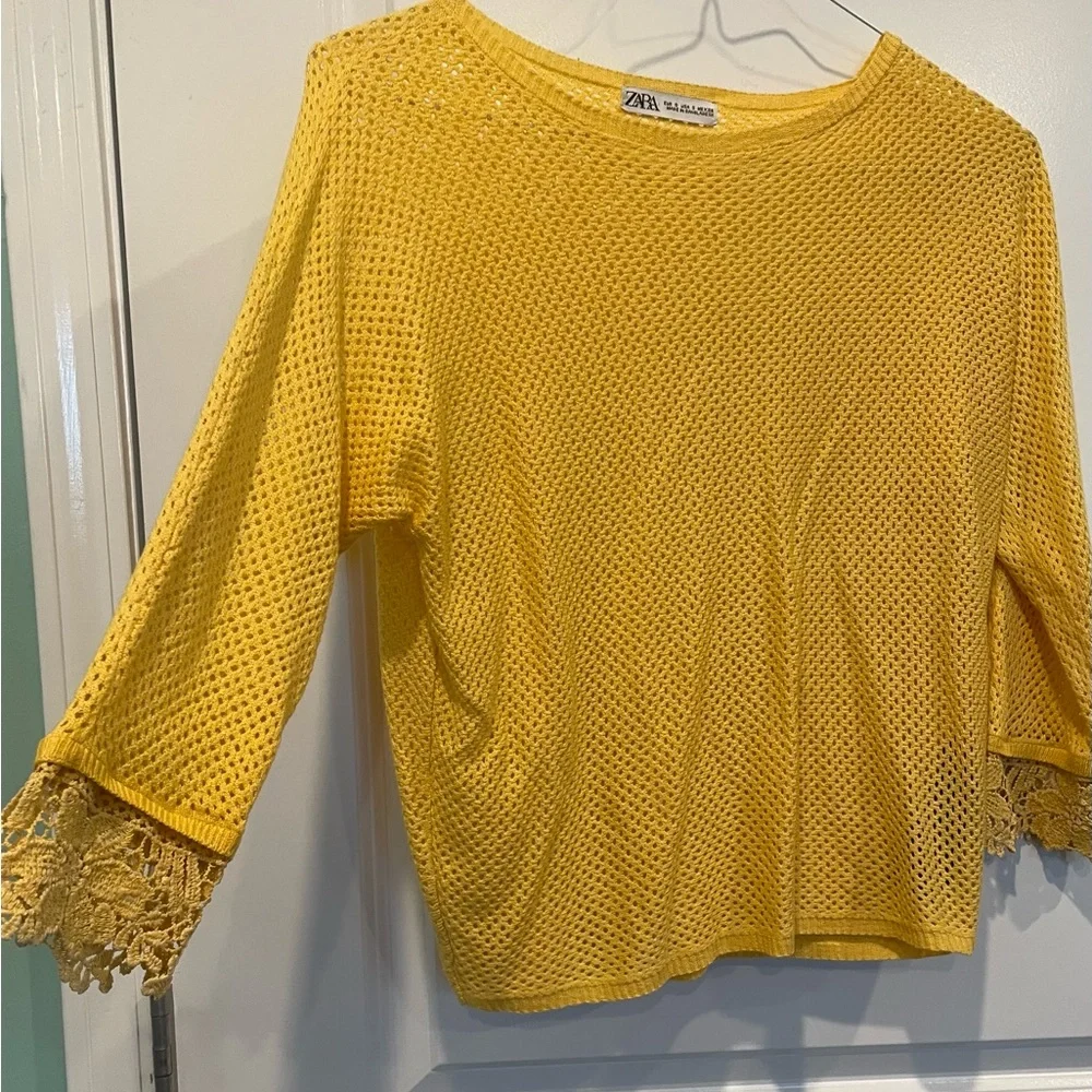 ZARA Womens Boho Crochet Knit Top Yellow Lace Trim Size S Beachy Resort Festival